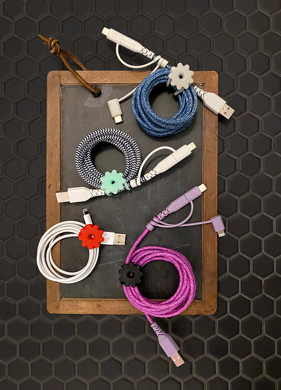 Cord Wrangler: Multi-Set of 4