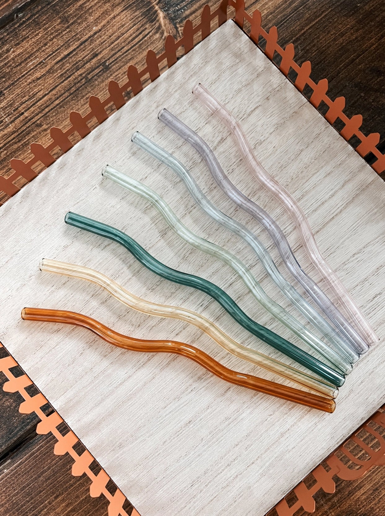 Wavy Reusable Glass Drinking Straw (2 Count)