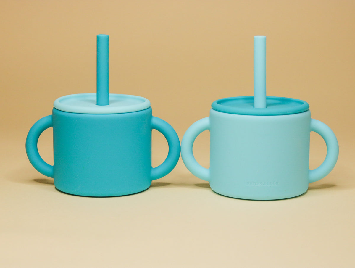 Silicone Toddler Cups with Sraws & Leak-Resistant Lid, Blue