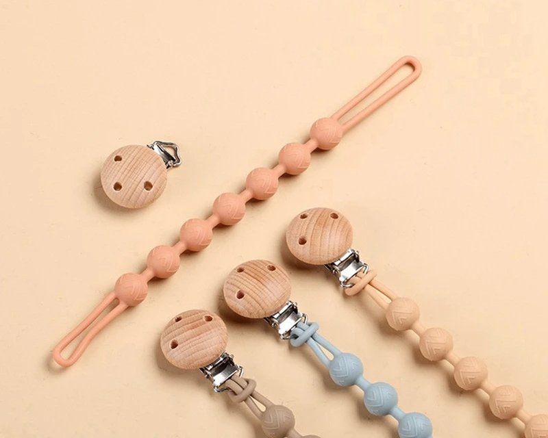 Beech Wood + Silicone Pacifier Clips - Boötes & Loör